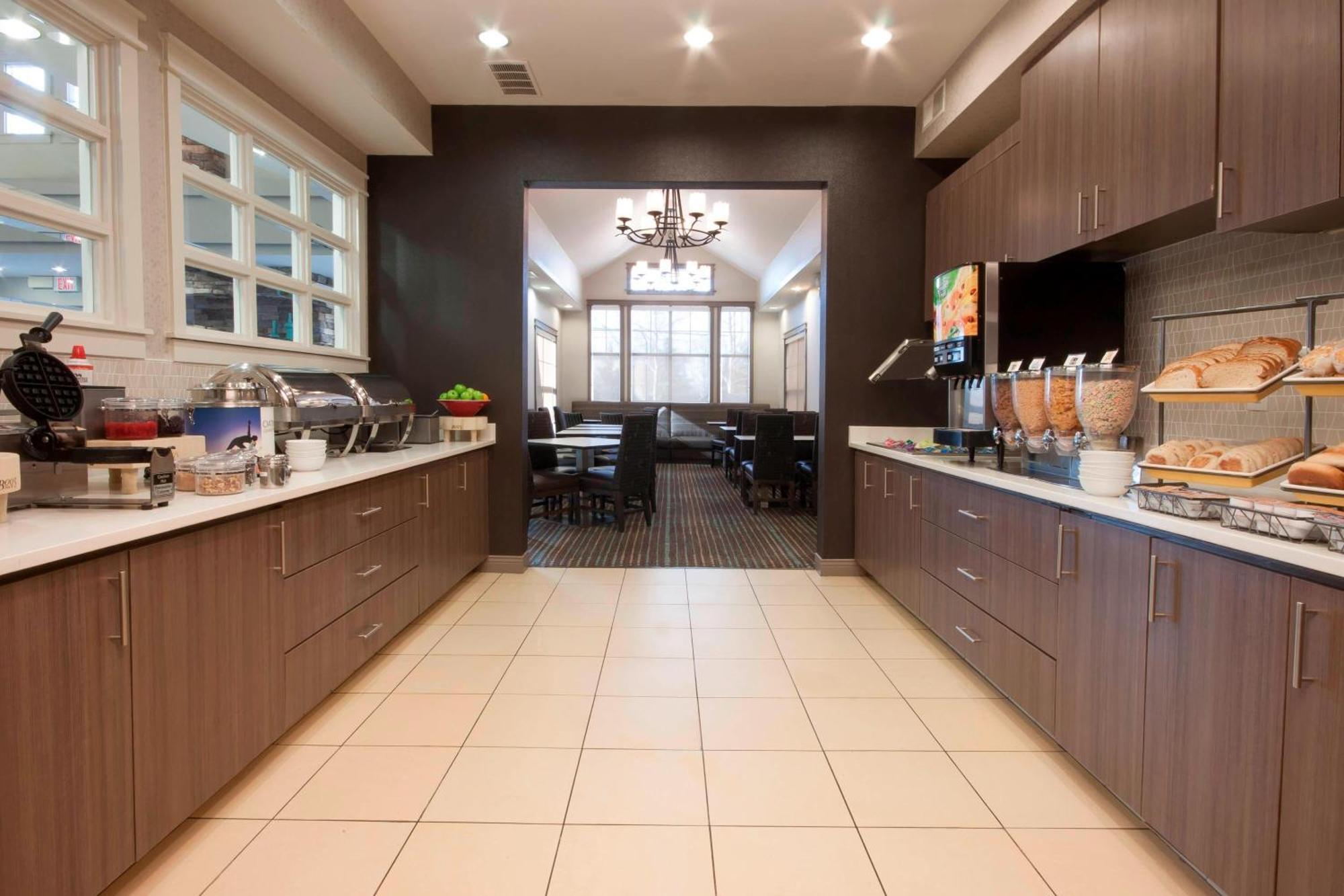 Residence Inn Des Moines West At Jordan Creek Town Center West Des Moines Extérieur photo